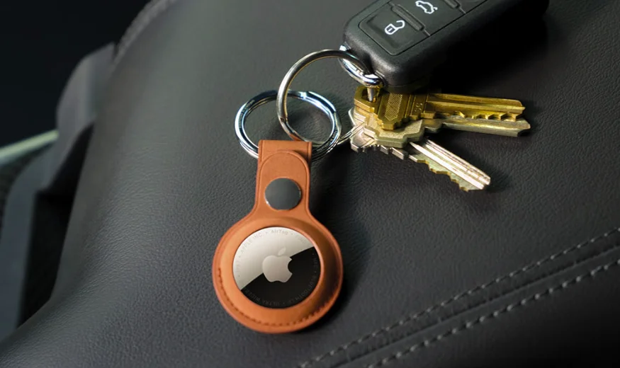 Tack Your Belongings With Apple AirTag (17% OFF)