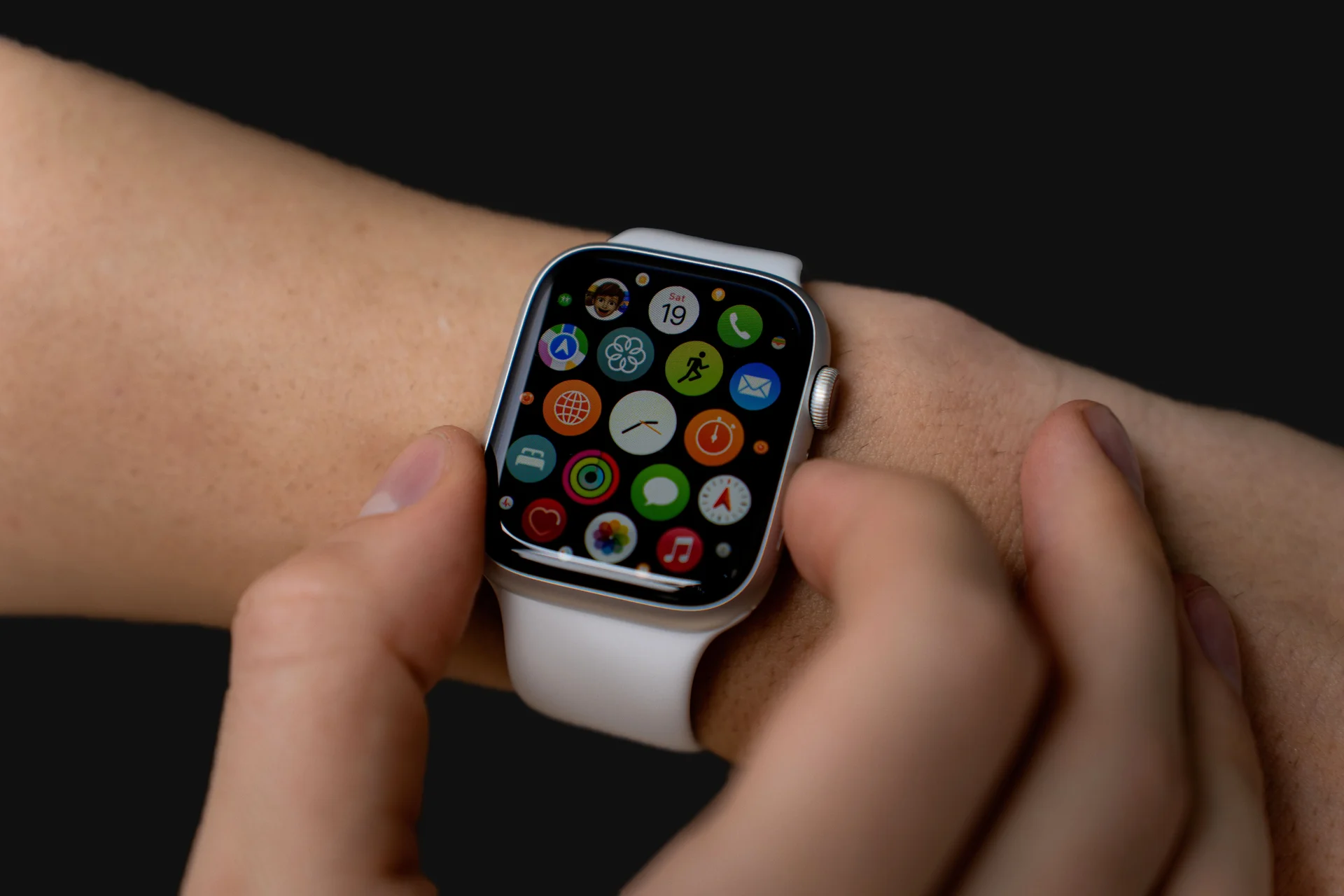 7 Reasons Why You Should Own an Apple Watch in 2026