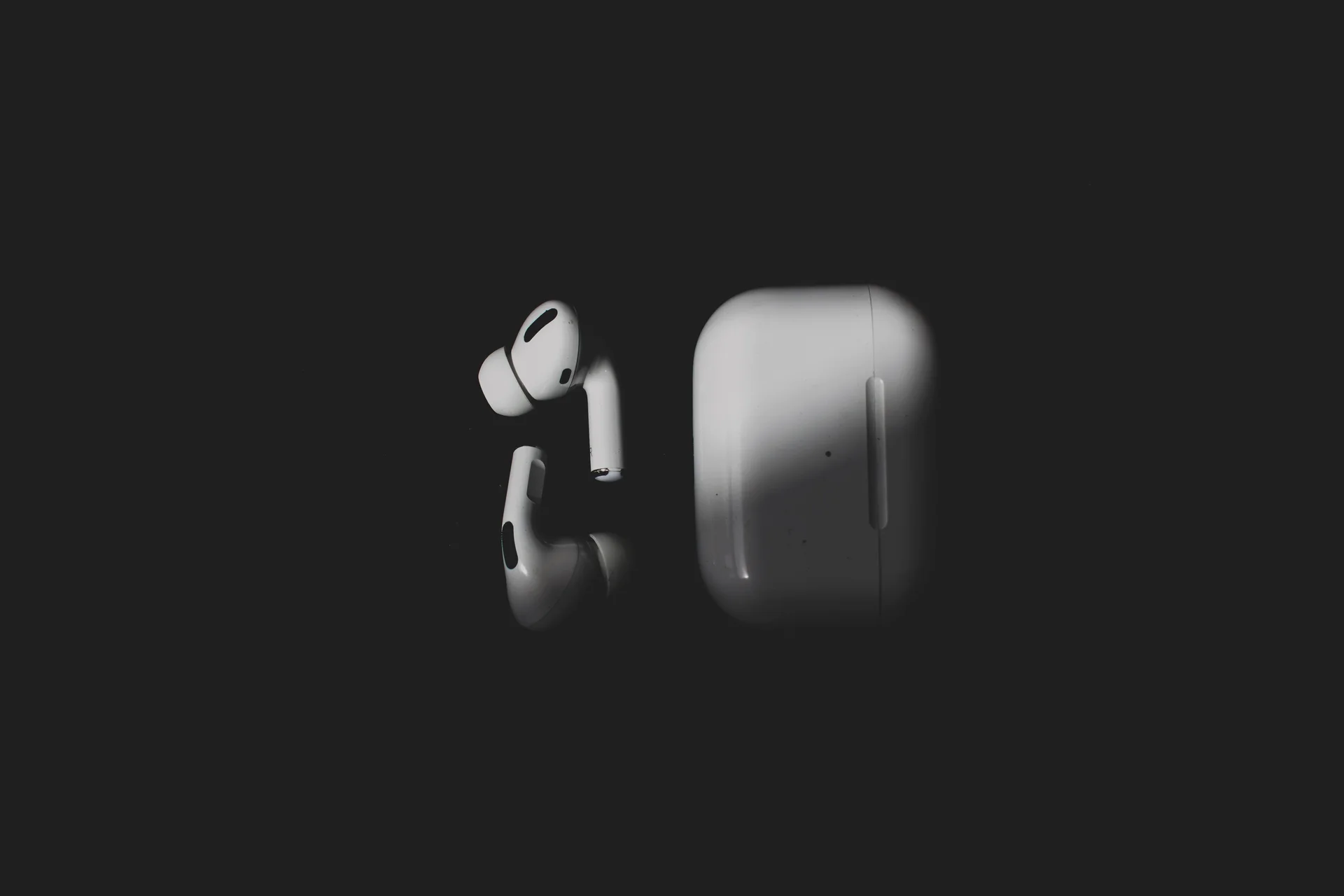 Get The Apple AirPods For $179 Only
